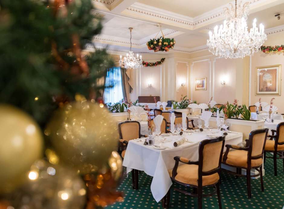 Belmont Hotel Restaurant Dining Room at Christmas