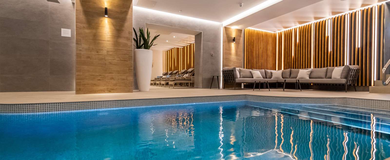 The Victoria Hotel Source Spa