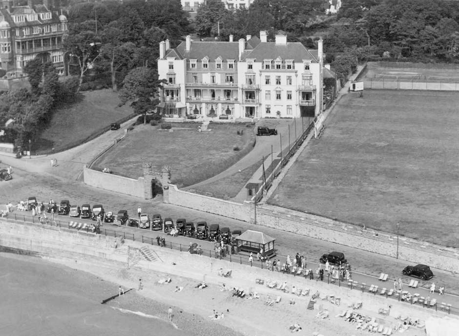 Historic Aerial Photo of Devon Hotel
